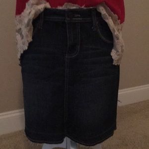 Denim skirt